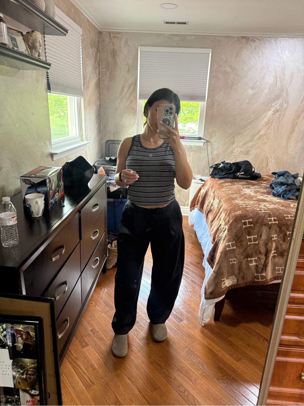 Nike Pregame Fleece
Women's Loose Mid-Rise Trousers